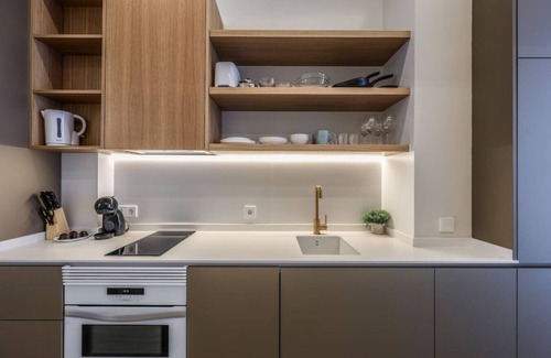 Chueca Appartement | Chic Studio Steps from Gran Vía, Madrid