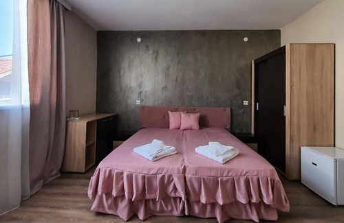 Sapareva Banya Maison | Chic Studio With Garden Close To Mineral Baths