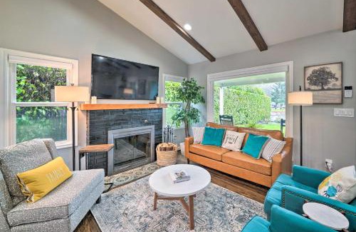 Lincoln Maison | Chic Vancouver Cottage 1 Mile to Main Street