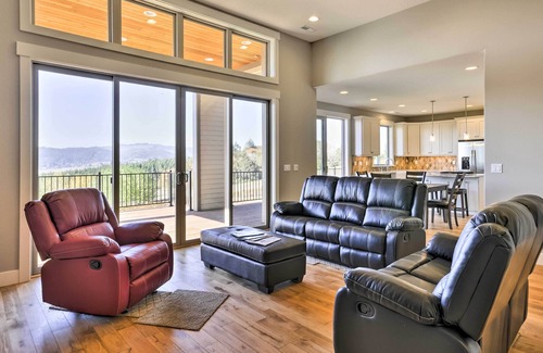 Gaston Maison | NOUVEAU! Chic Willamette Valley Home avec terrasse et vignoble