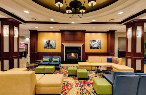 Clearing Hôtel | Chicago Marriott Midway