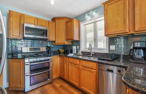 Union Ridge Maison | Chicago Rental - W Berwyn Ave