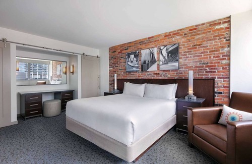 Downtown Chicago Station Balnéaire | Chicago's Best Kept Secret! Pets Allowed, Near The River Theater and Aon Center
