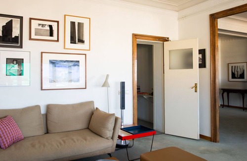 Sant Gervasi – la Bonanova Appartement | Chick & arty penthouse with excellent views.