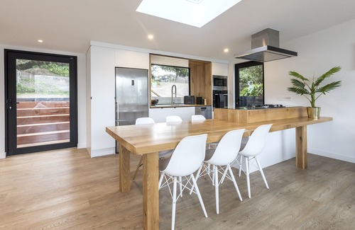 Akaroa Maison | Children's Bay Exclusive - Akaroa