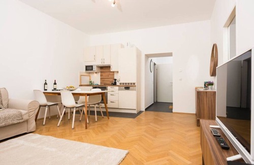 Hutteldorf Appartement | Chillout Lounge Satzberg