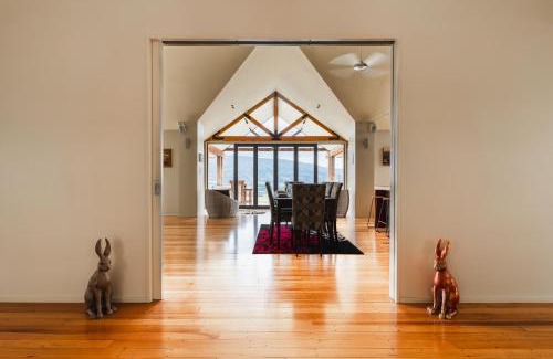 Bendigo Maison | Chinamans Ridge on Chinamans Terrace - Bendigo, Tarras - Central Otago