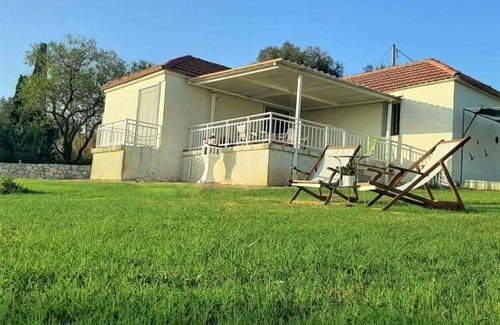 Paliki Maison | christina house