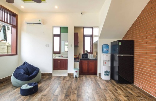 Cam Pho Appartement | HA4 de Christina. 4 Suites avec vue sur le village