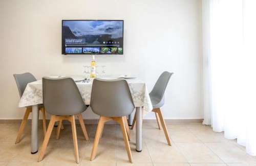 Nea Peramos Appartement | CHRISTOS