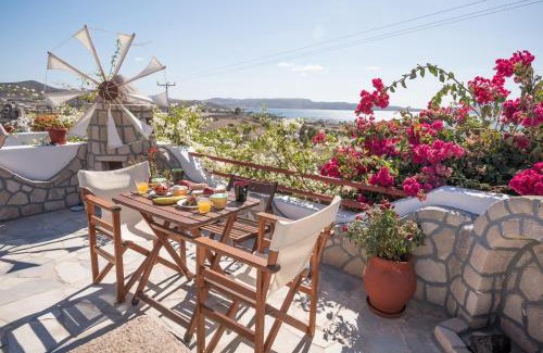 Adamas Lit Et Petit-Déjeuner | Christos rooms milos