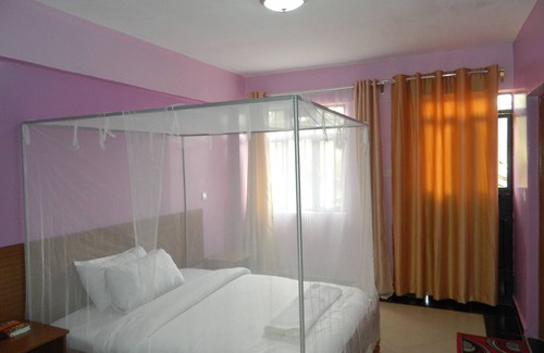 Embu Maison | Chrysalis Guest House & Restaurant Embu