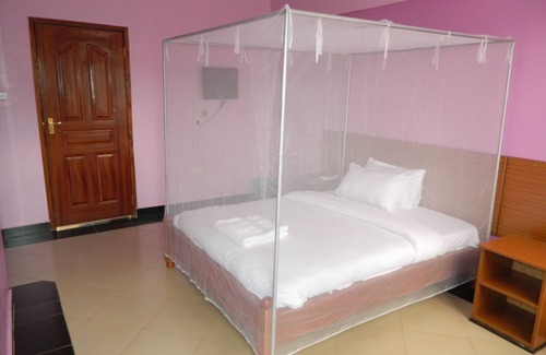 Embu Maison | Chrysalis Guest House & Restaurant Embu