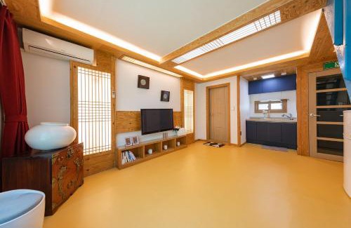 Chuncheon Maison | Chuncheon inyeonga pension