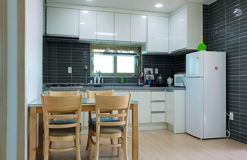Chungju Maison | Chungju Apple Guest House