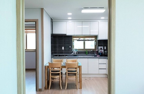 Chungju Maison | Chungju Apple Guest House