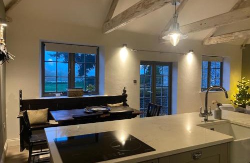 Northrepps Maison | Church Rooms Cottage - Recently Renovated!