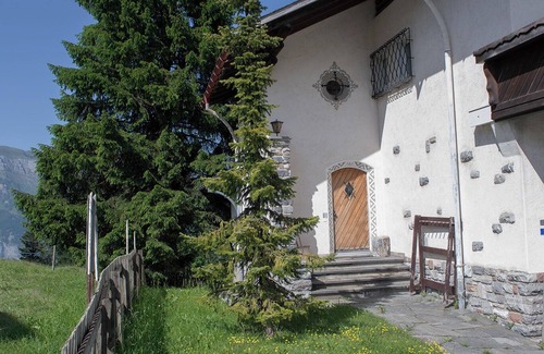 Flums Appartement | Churfirsten Blick – charm with a view & close to the lifts