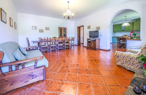 Lisciano Niccone Villa | Ciaramicola - Quatorze Chambres Villa, Couchages 28