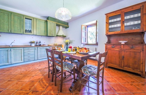 Lisciano Niccone Villa | Ciaramicola - Quatorze Chambres Villa, Couchages 28