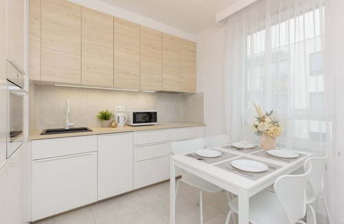 Piaseczno Appartement | Cichej Łąki 8 | Apartment with Balcony | Parking