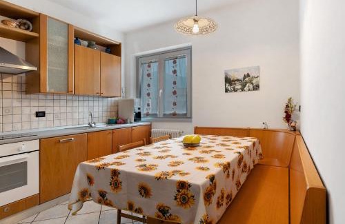 Dorsino Appartement | Ciclamino Superior Otto