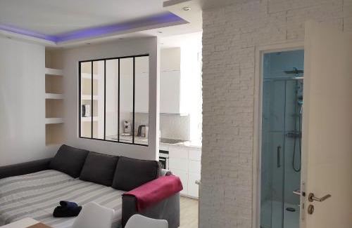 Algrange Appartement | CinéLux - Appartement entier - Parking gratuit