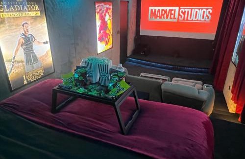 Vienne Appartement | Cinéma & Jacuzzi