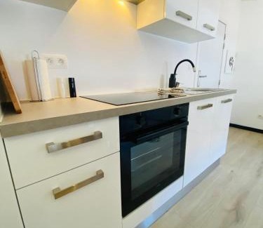 Mons Appartement | Cinestrings