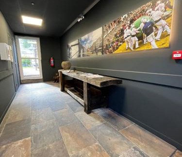 Mons Appartement | Cinestrings