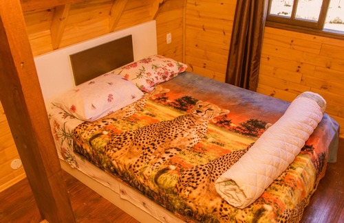 Beco da Alegria Chalet De Ski | Cinnamon, Rio Grande do Sul Lion Huts of the Judah Tribe.
