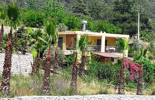 Cirali Maison | Cirali Sunny House - Sur la route de la plage de Çıralı