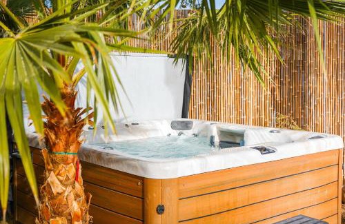 Mesa Maison | Citrus Grove