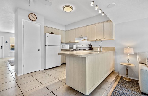 Croissant Park Maison | Citrus Isles Waterfront Home