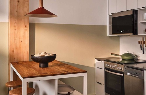 Yamacraw Village Appartement | City Access + Bike Rentals, Pool & Pet-Friendly