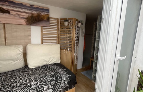 El Forti Autre | City center! Beautiful single independent room with private bathroom!