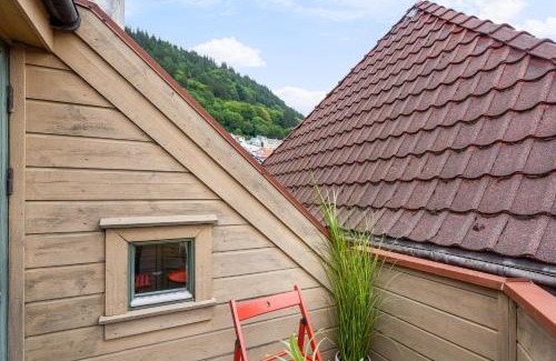 Bergen City Centre Maison | City Center Gem I Traditional Bergen Style
