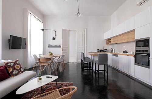 Erzsebetvaros Appartement | City Center Industrial Residence