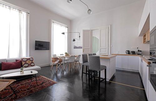 Erzsebetvaros Appartement | City Center Industrial Residence