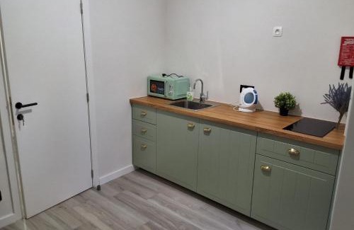 Jewish Quarter Appartement | City Center location 2BR apartment near Station!