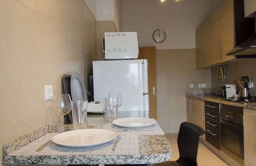 Santa Engracia Appartement | Centre-ville avec une vue imprenable sur la rivière. Près des zones principales mais très calme.