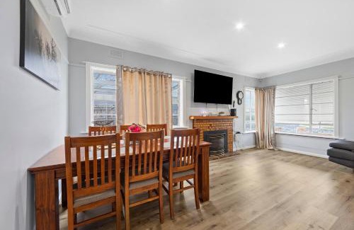 Maidstone Maison | City Charm Victorian House