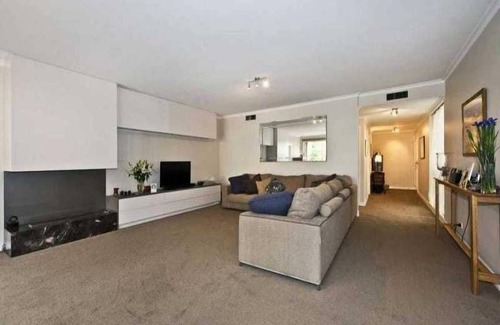 Toorak Appartement | City Convenience, Quiet AmbiencenPerfect Base for Tennis visitors