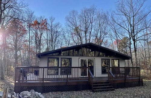 Jim Thorpe Chalet De Ski | City Escape: Cozy 2 bedroom Chalet in Jim Thorpe