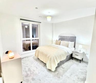 Gascoigne Appartement | City Escape - Unwind in Style