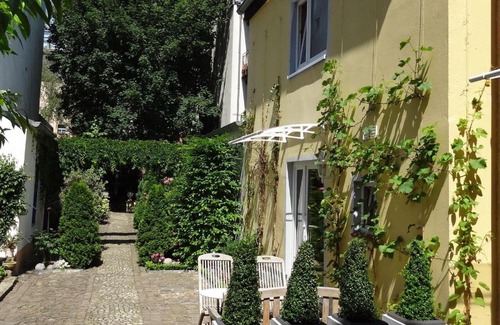 Outer Neustadt Appartement | City-Ferienwohnungen-Dresden - zentral gelegen im Haus Louisenstrasse 11 - Dresden-Neustadt