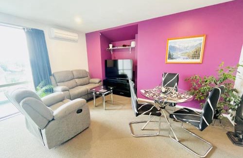 Phillipstown Maison | City Fringe Private Room - Your Urban Escape!