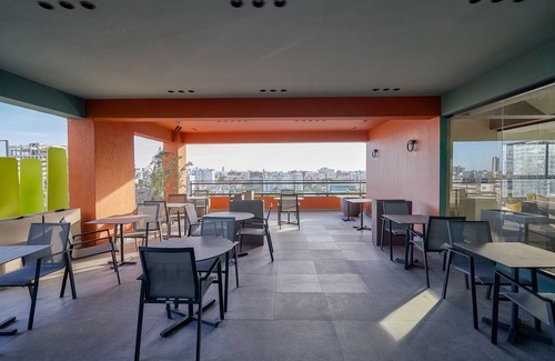 Downtown Santo Domingo Copropriété | City Getaway W/Pool in Regatta Living By YellowKey