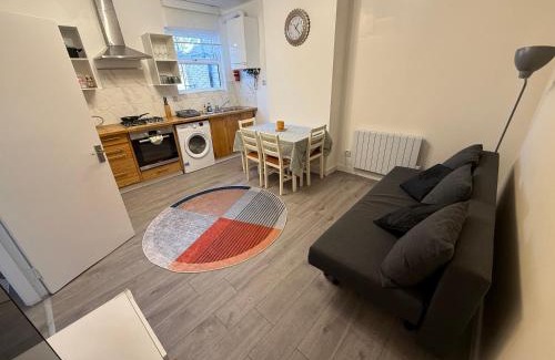 Enfield Highway Appartement | City Hideaway