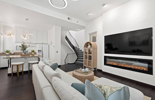 Cortez Hill Appartement | City Lights & Rooftop Nights